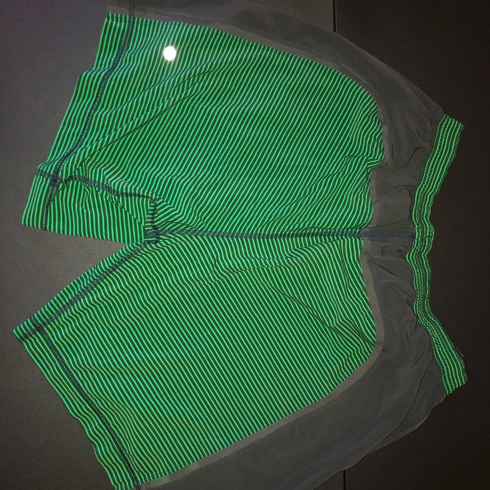 Xl lululemon pace breaker short 9 in